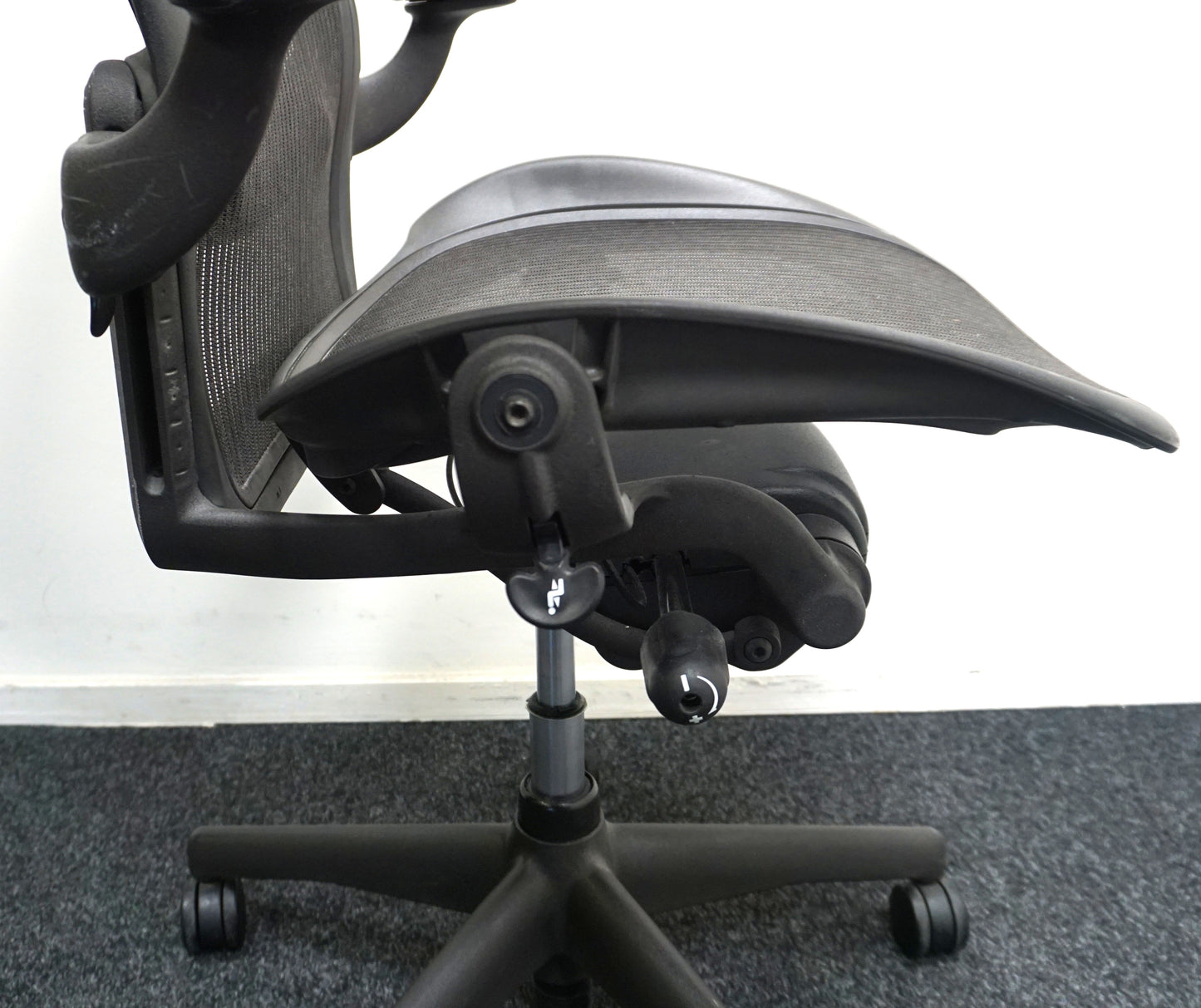 Herman Miller Aeron type C Bureaustoel | Ergonomisch | Antraciet