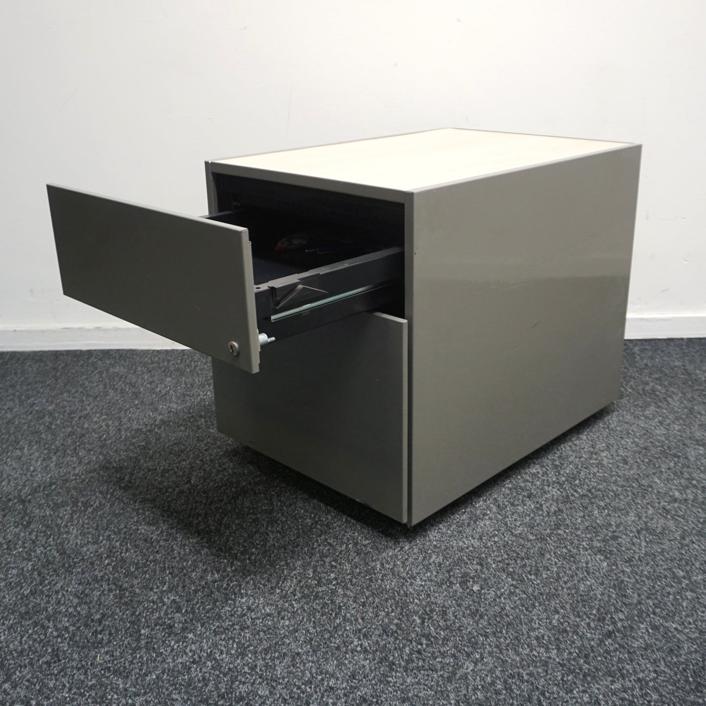 Gispen Ladeblok | 49 x 42 x 60 cm | 2- lades | Grijs | Licht Eiken Topblad