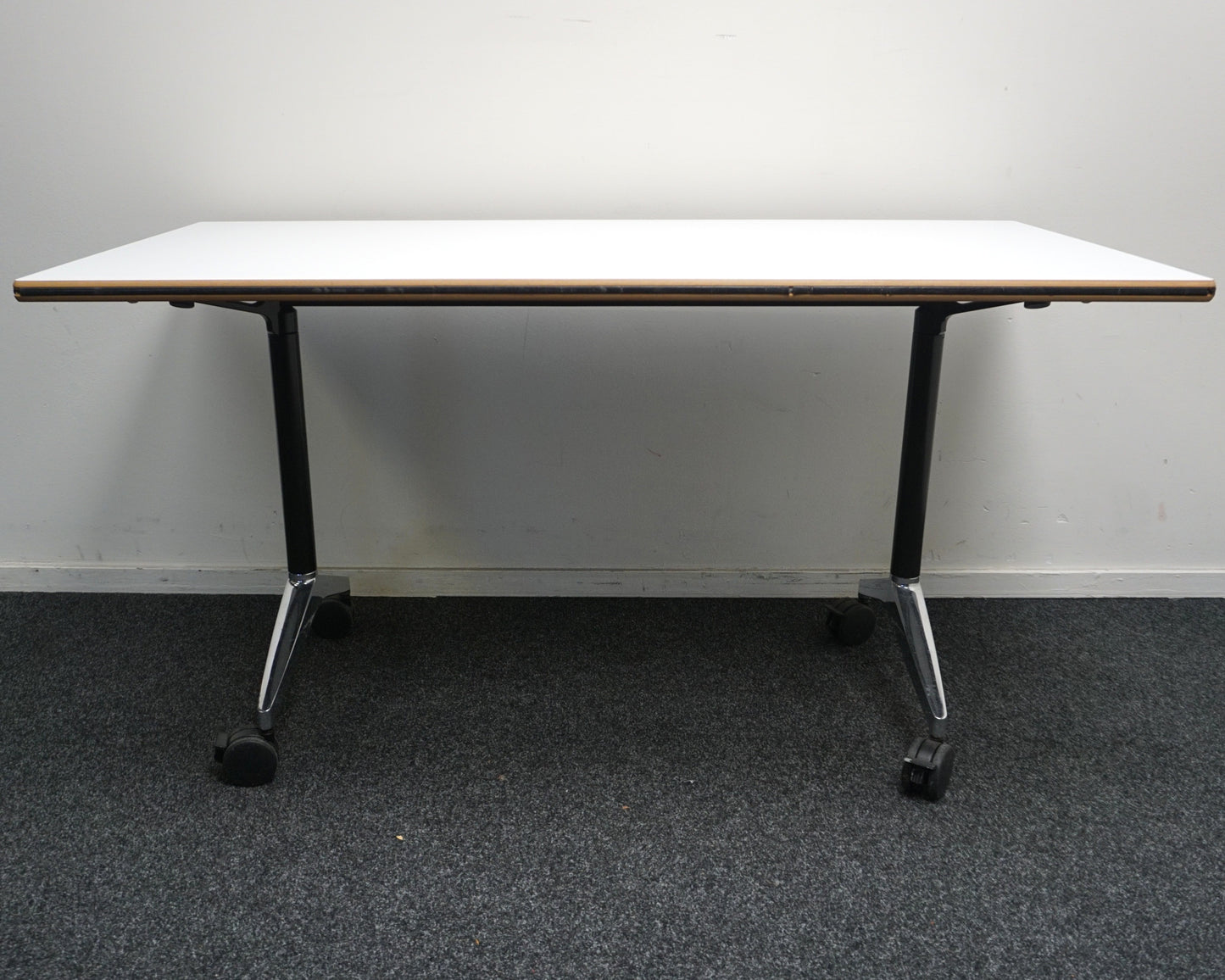 Wilkhahn Timetable Klaptafel | Verrijdbaar | 140 x 70 cm