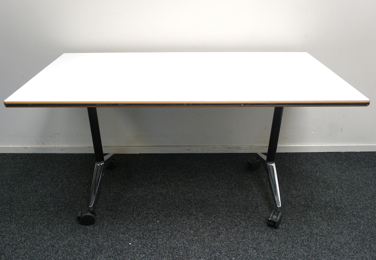 Wilkhahn Timetable Klaptafel | Verrijdbaar | 140 x 70 cm