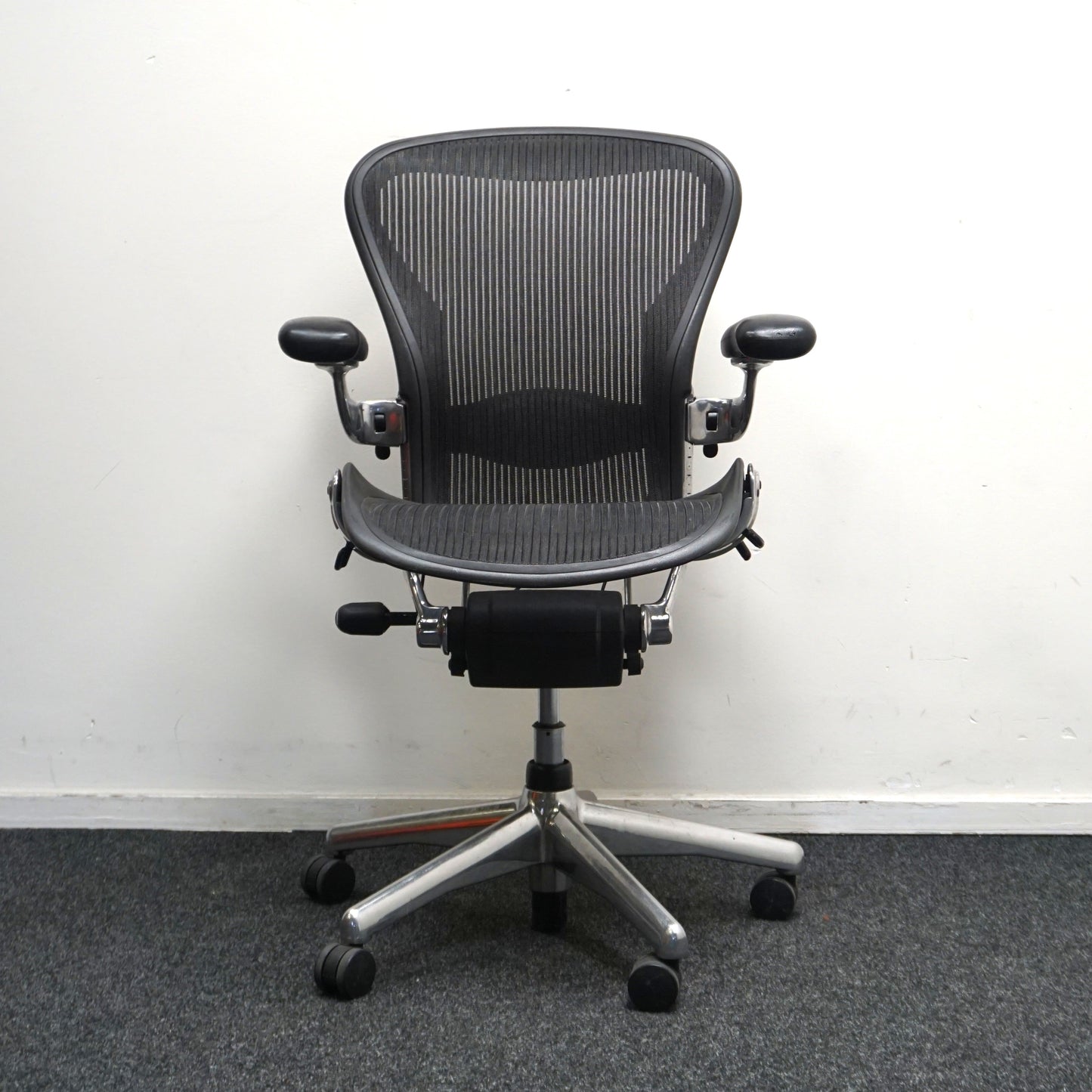 Herman Miller Aeron type B Bureaustoel | Ergonomisch | Antraciet / Chroom