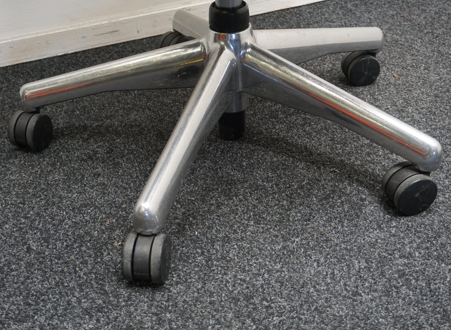 Herman Miller Aeron type B Bureaustoel | Ergonomisch | Antraciet / Chroom