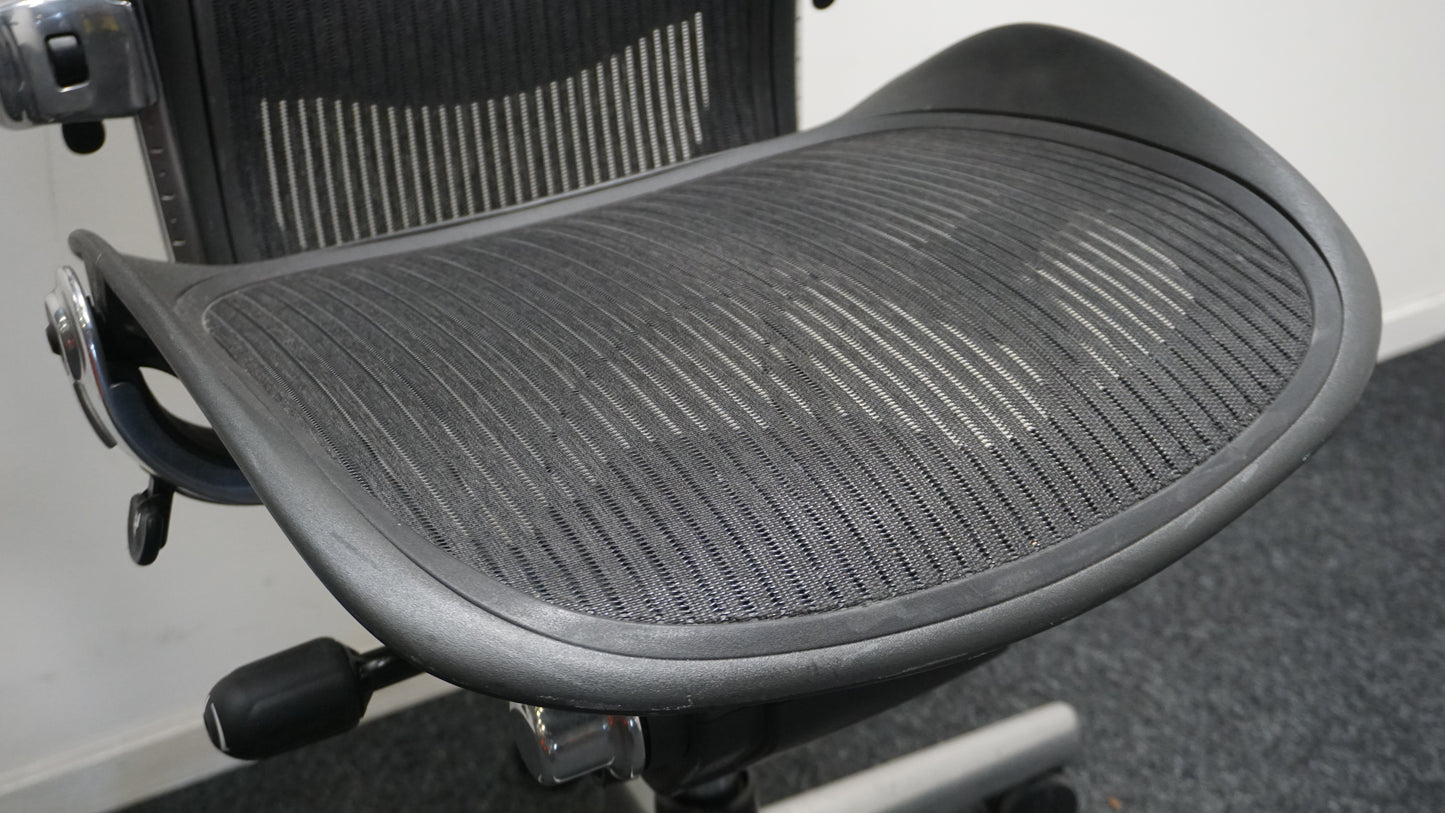 Herman Miller Aeron type B Bureaustoel | Ergonomisch | Antraciet / Chroom