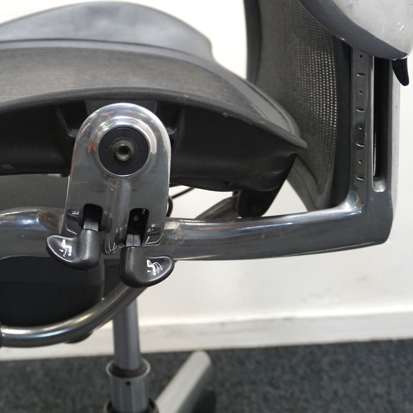 Herman Miller Aeron type B Bureaustoel | Ergonomisch | Antraciet / Chroom