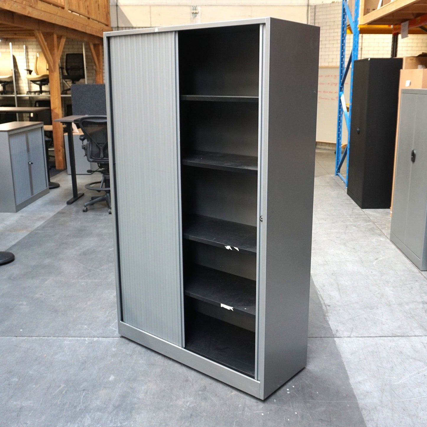 Ahrend Roldeurkast | Archiefkast | 195 x 120 x 45 cm | Grijs | Kunststof deuren