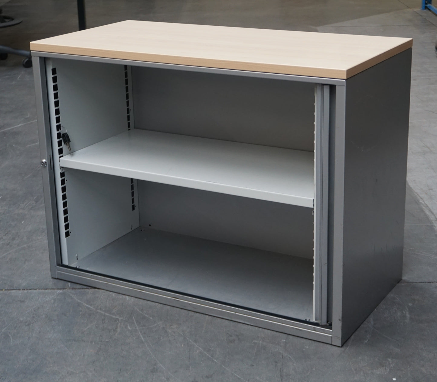 Roldeurkast | Archiefkast | 76 x 100 x 45 cm | Grijs