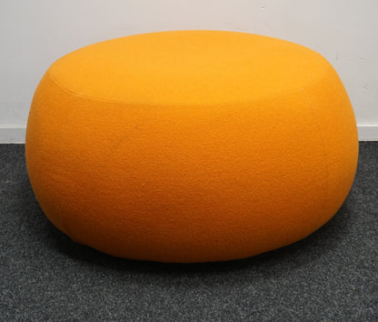 Arper Pix Design Poef | Oranje