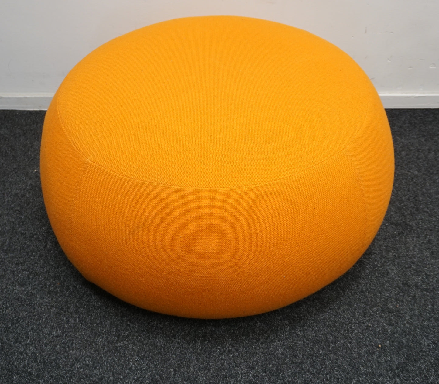 Arper Pix Design Poef | Oranje
