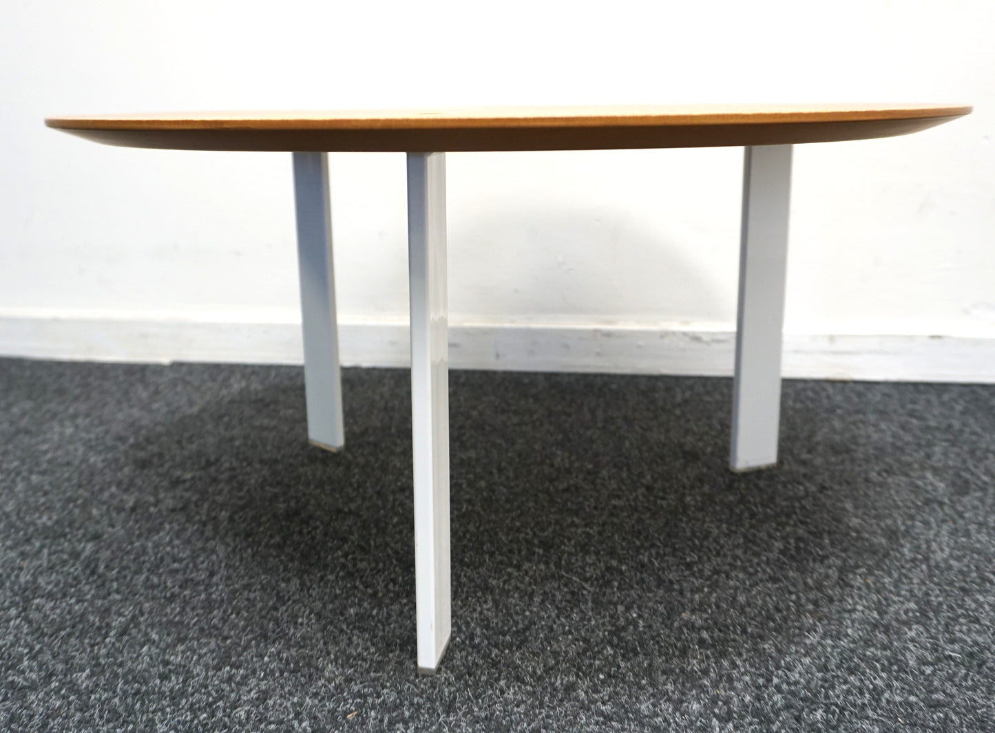 Viccarbe Ryutaro Bijzetafel | Design Tafel | ø 60 cm