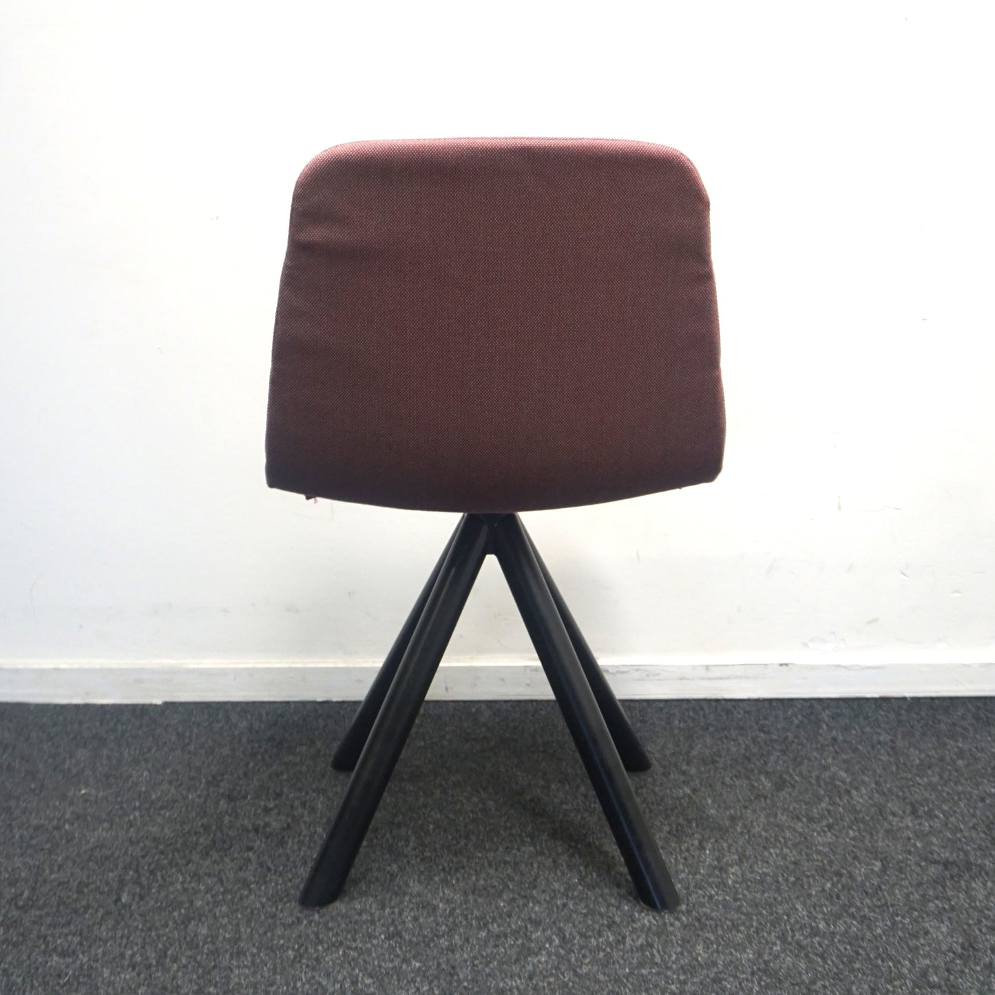 Viccarbe Maarten Soft Upholstery Design Stoel | Roze Gemeleerd