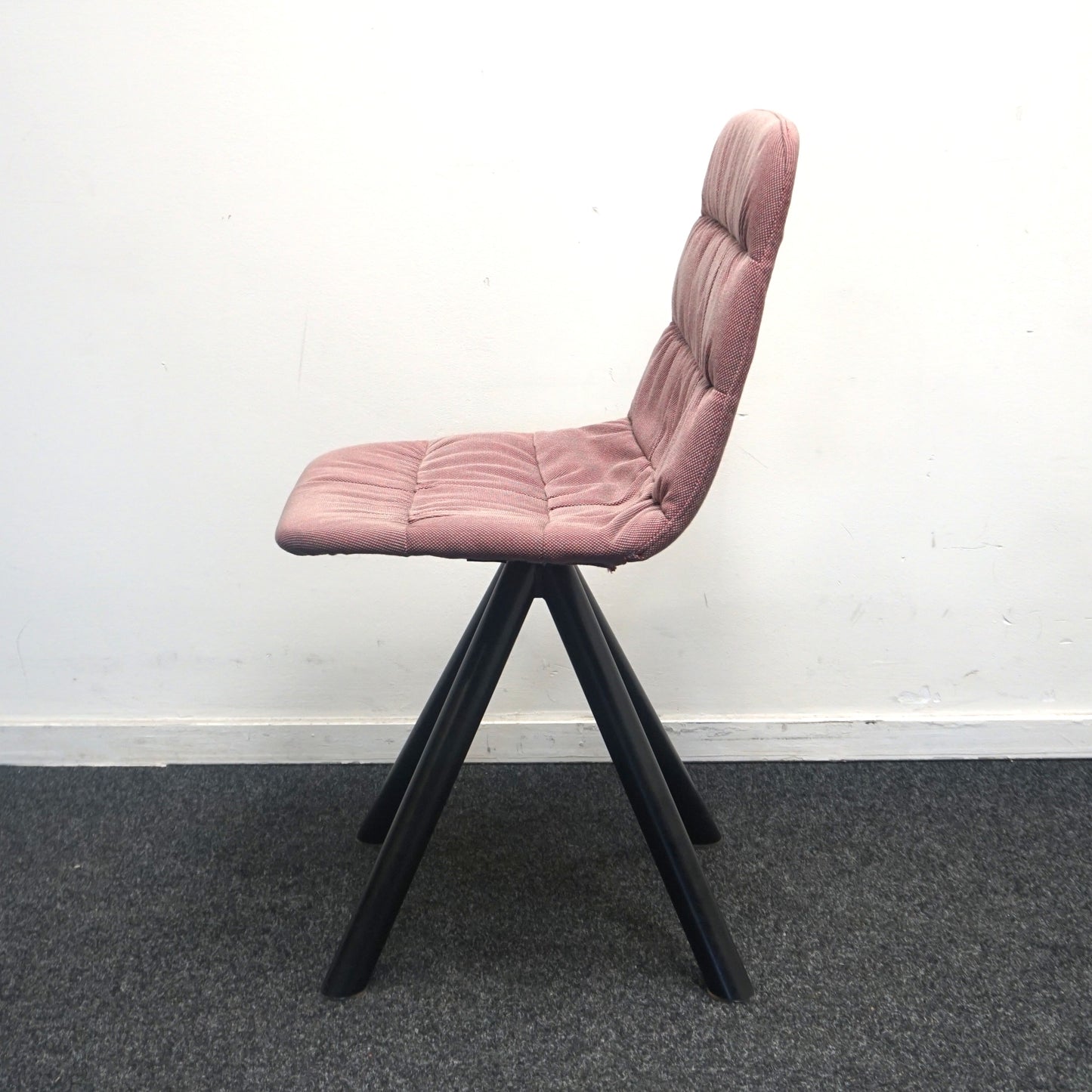 Viccarbe Maarten Soft Upholstery Design Stoel | Roze Gemeleerd