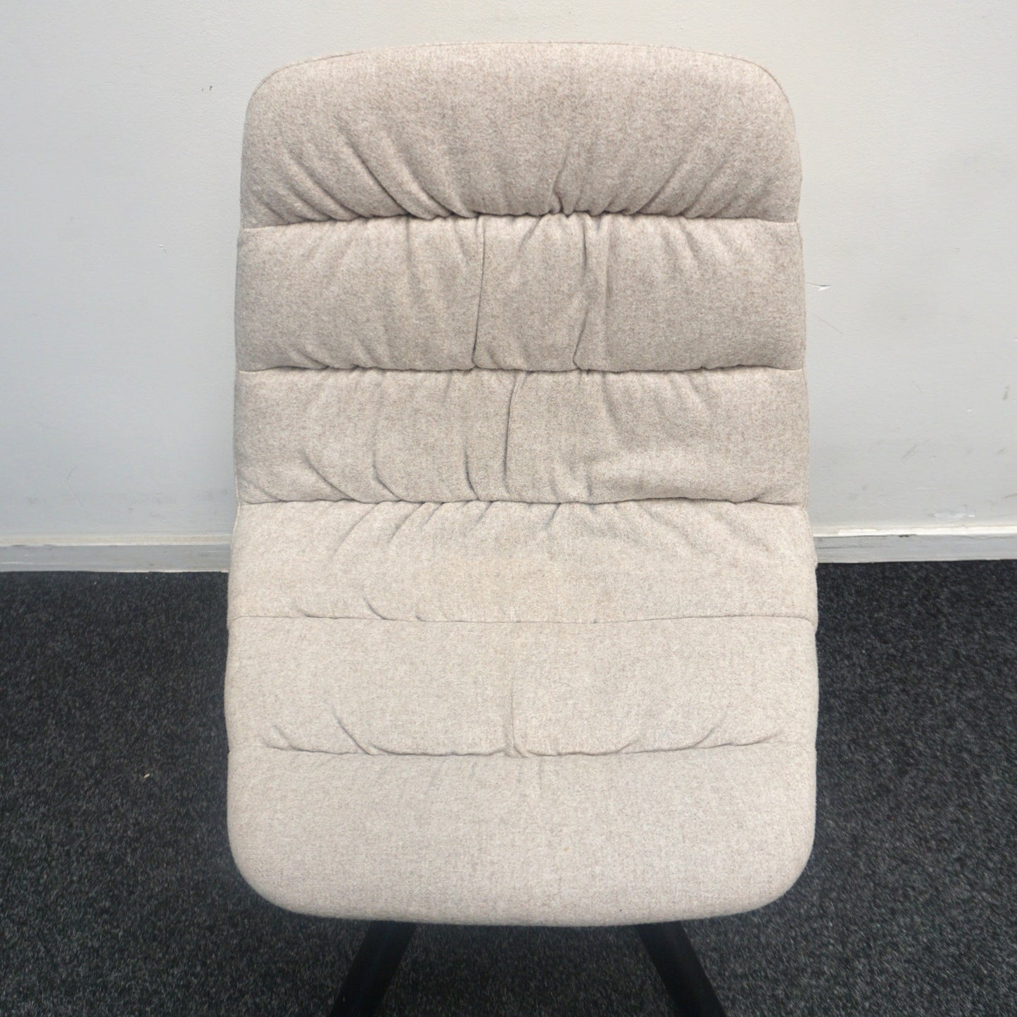 Viccarbe Maarten Soft Upholstery Design Stoel | Beige