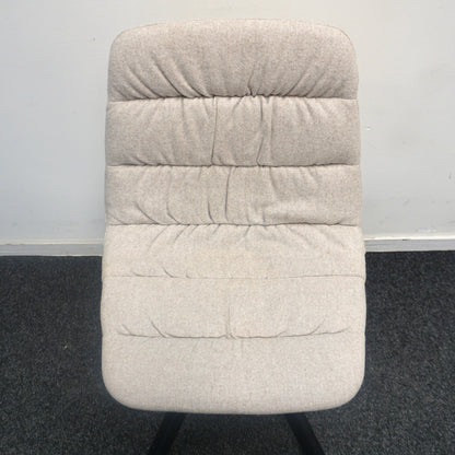 Viccarbe Maarten Soft Upholstery Design Stoel | Beige