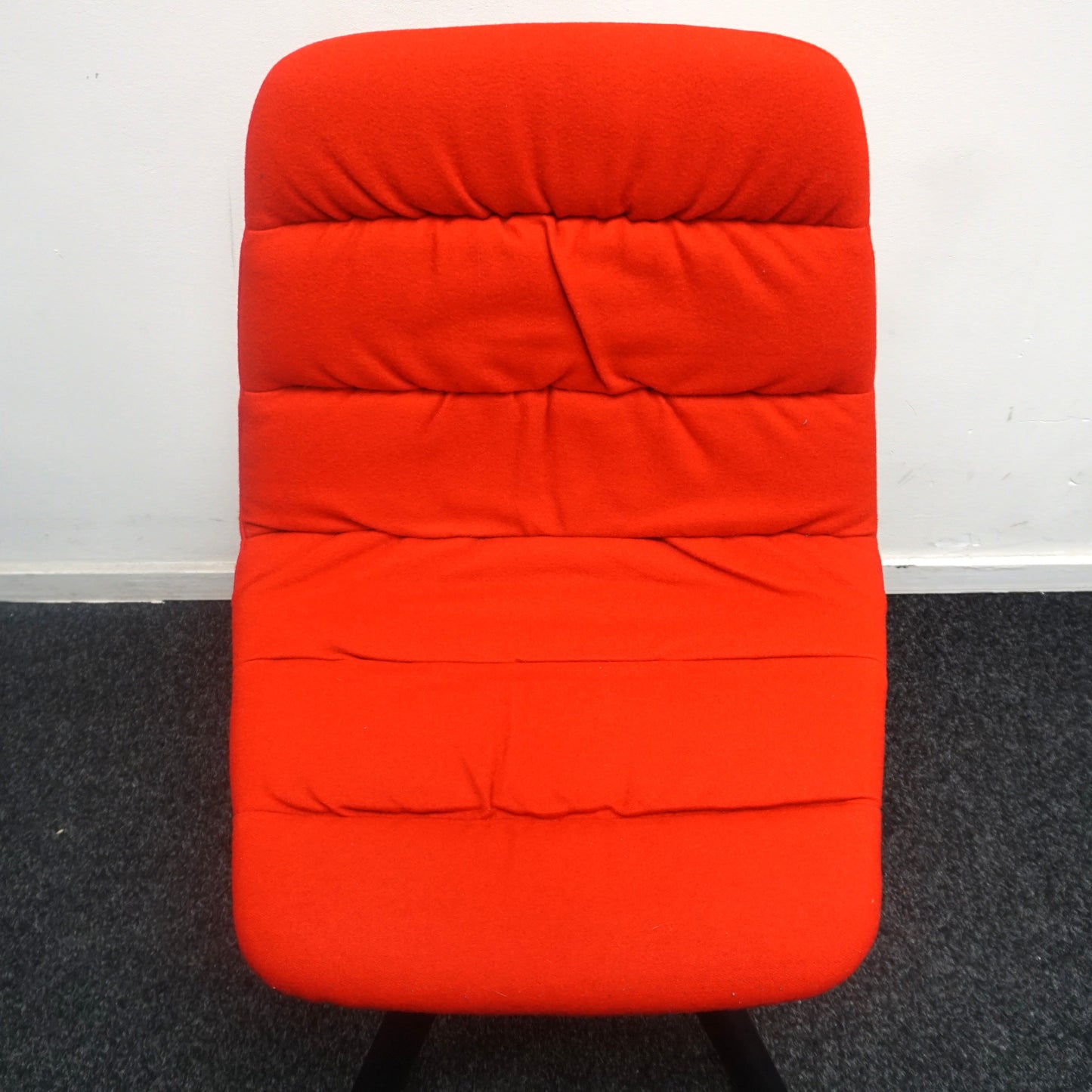 Viccarbe Maarten Soft Upholstery Design Stoel | Rood