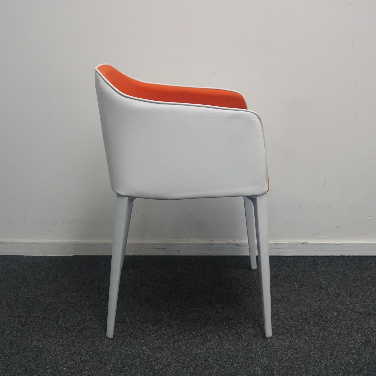 Pedrali Laja 885 Design Stoel | Wit / Oranje