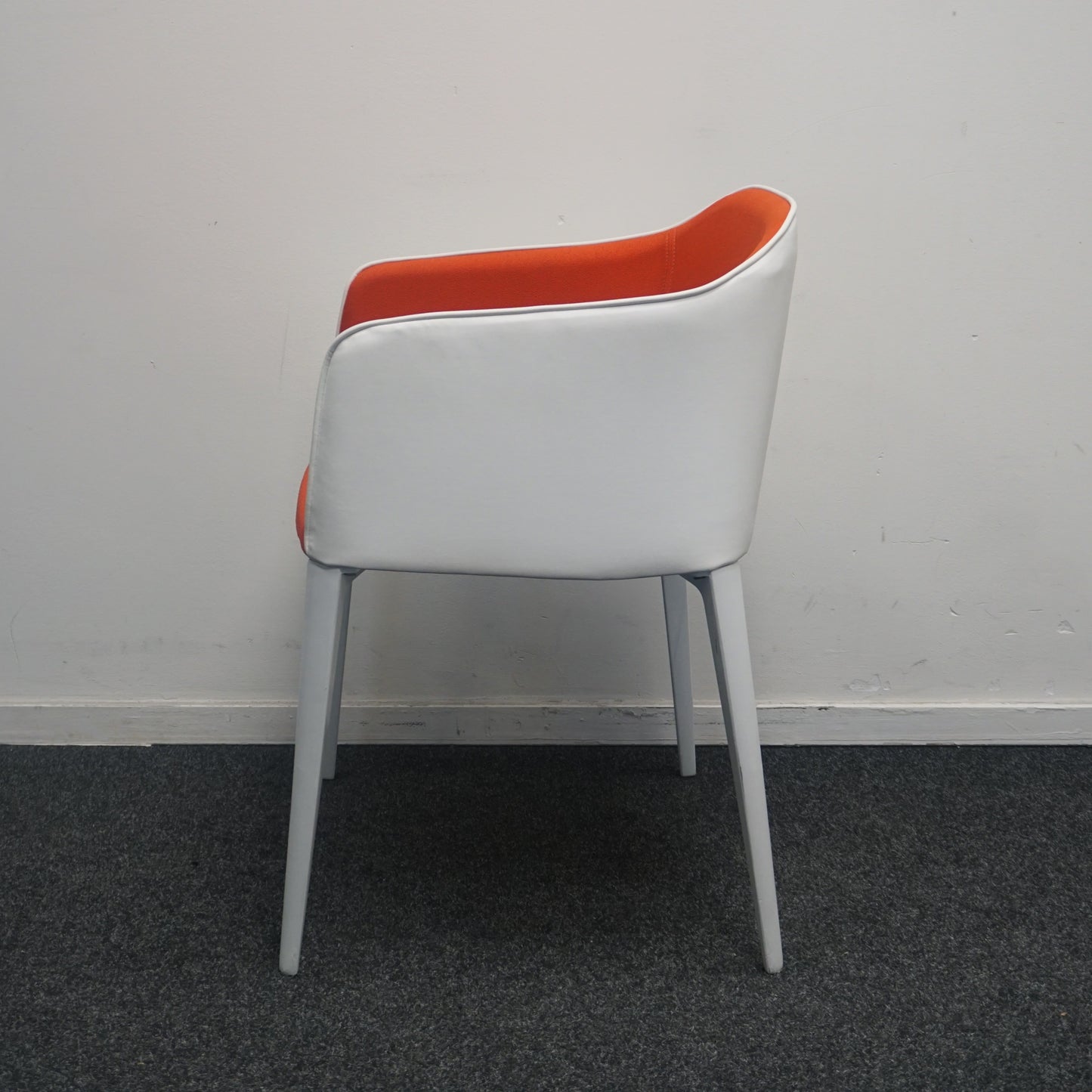 Pedrali Laja 885 Design Stoel | Wit / Oranje