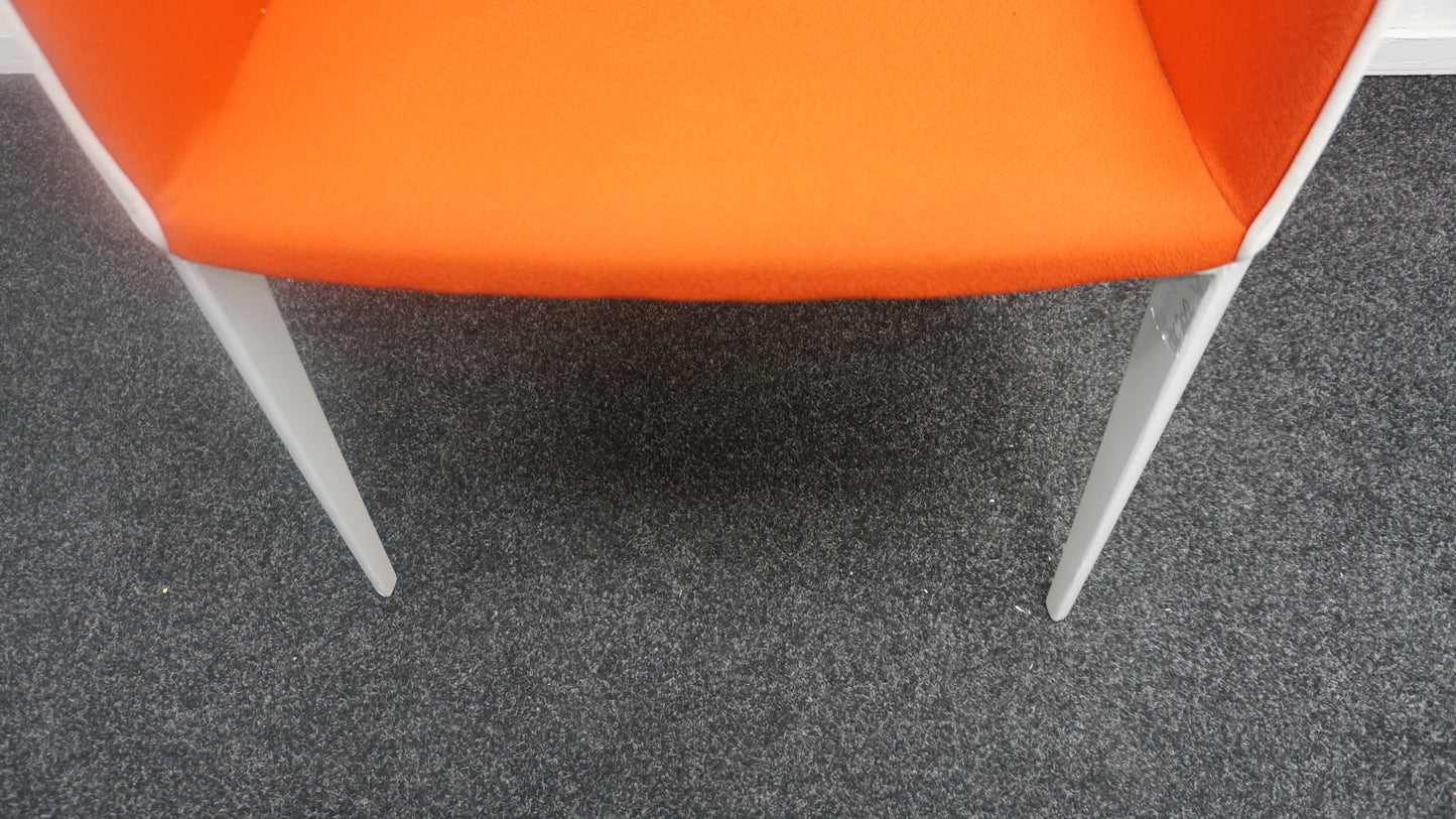 Pedrali Laja 885 Design Stoel | Wit / Oranje
