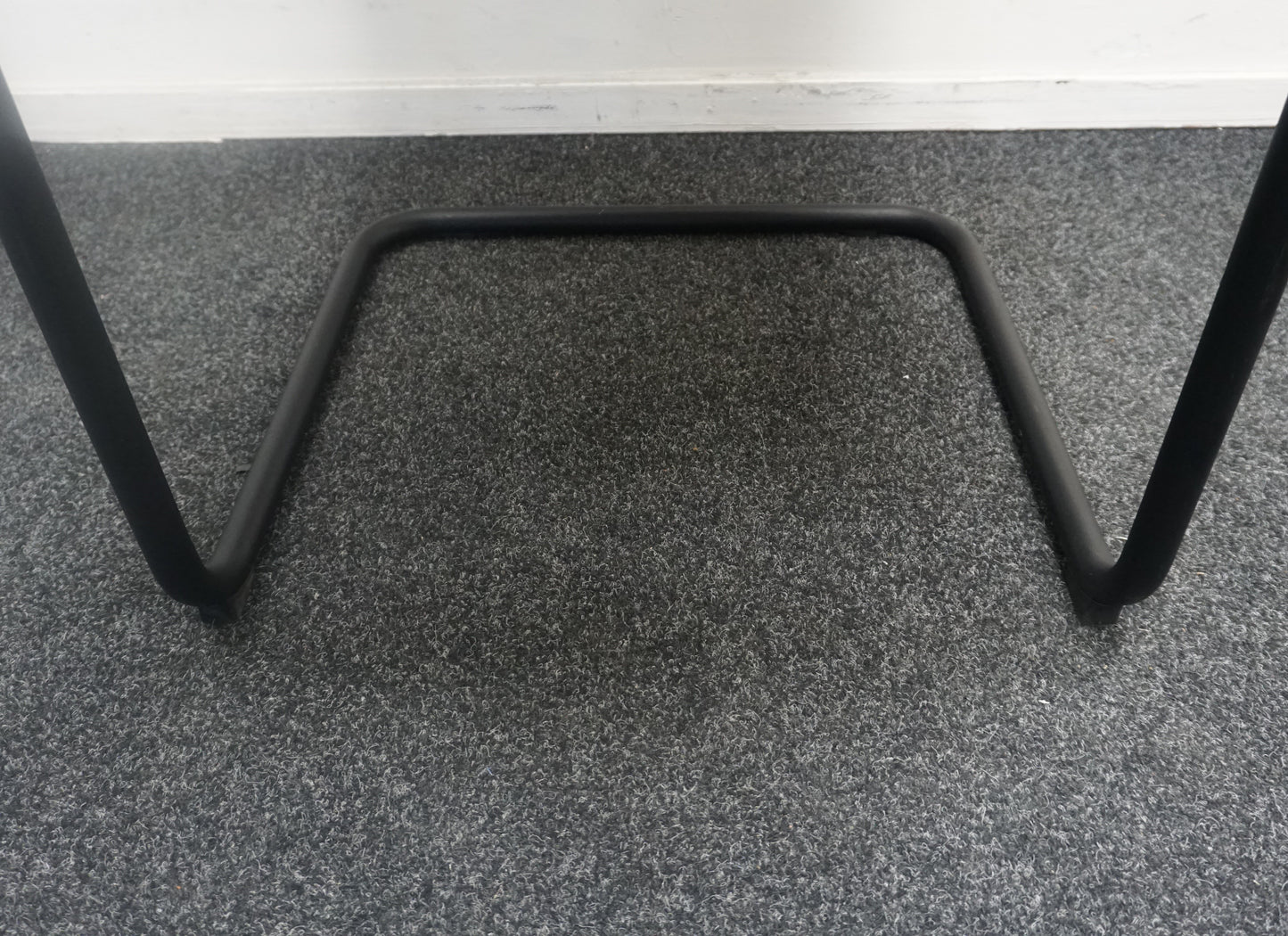 WPD Vergaderstoel | Donkergrijs | Slede Frame