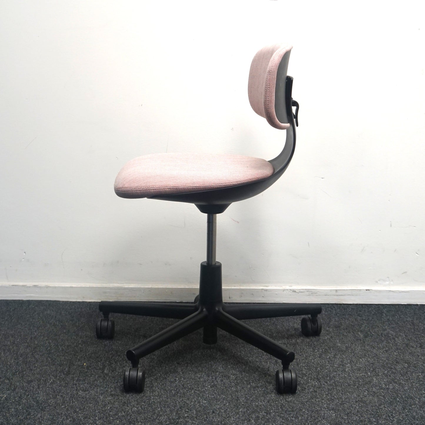 Vitra Rookie Bureaustoel | Zachtroze