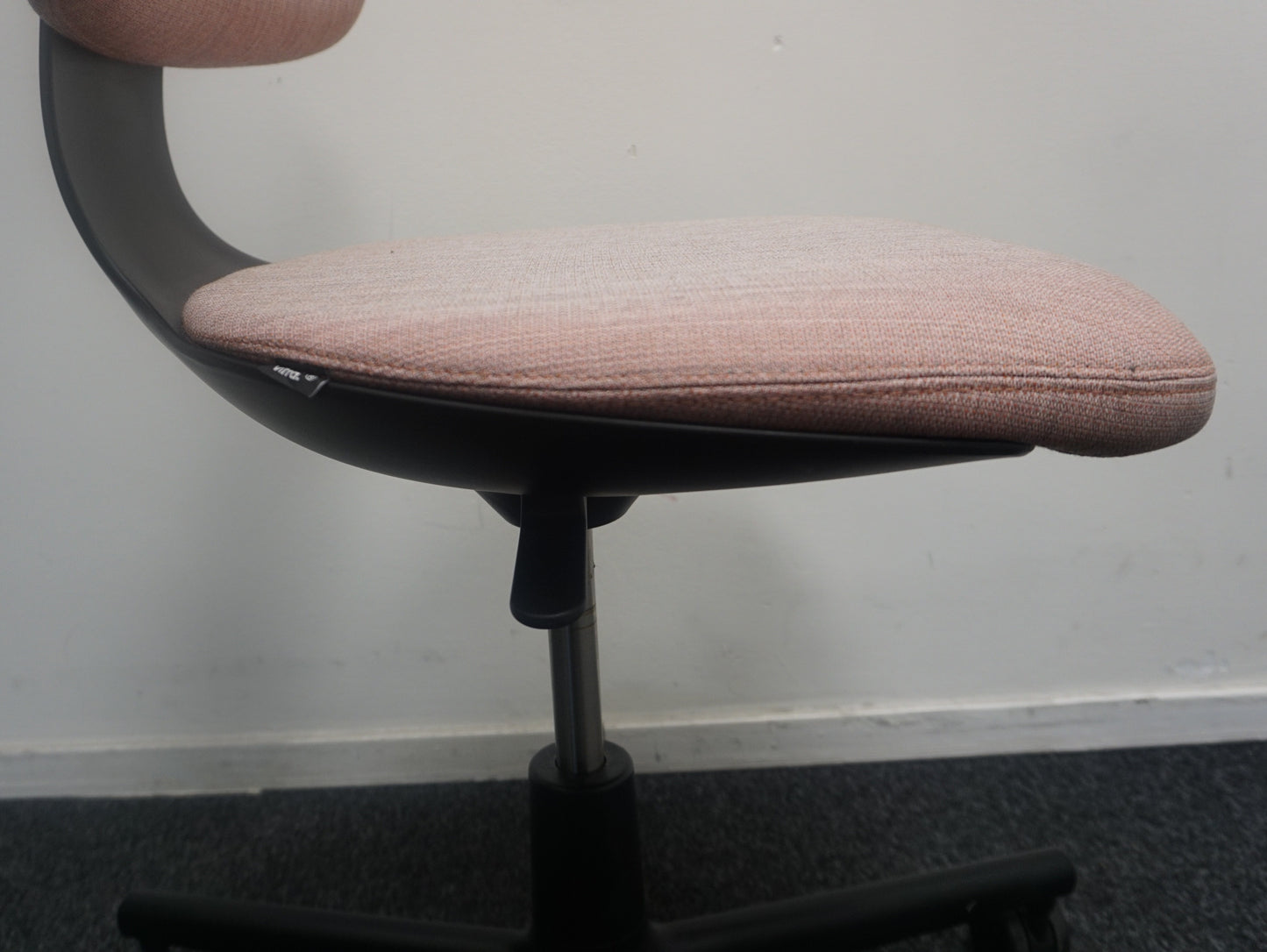 Vitra Rookie Bureaustoel | Zachtroze