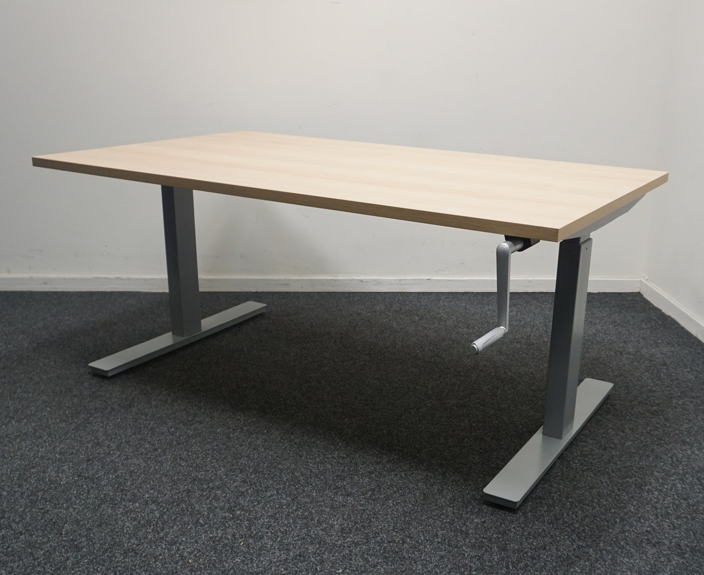 Slinger Bureau | 140x80 cm | Hoogte 61-88 cm | Licht Eiken