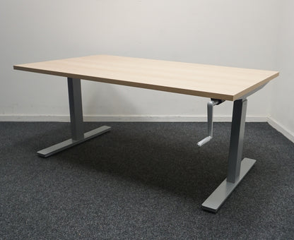 Slinger Bureau | 140x80 cm | Hoogte 61-88 cm | Licht Eiken