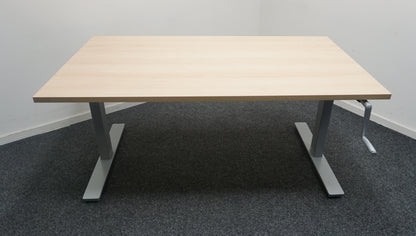 Slinger Bureau | 140x80 cm | Hoogte 61-88 cm | Licht Eiken