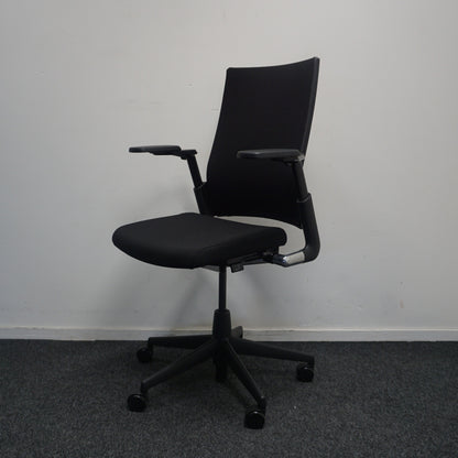 Ahrend 2020 Extra Verta Bureaustoel | Zwart / Zwart