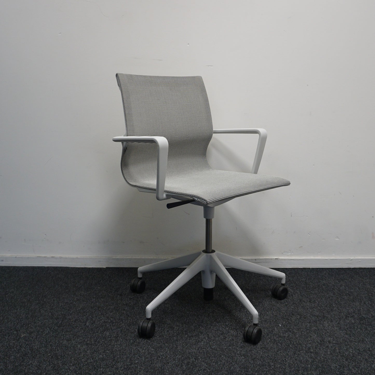 Vitra Physix Vergaderstoel | Bureaustoel | Licht Grijs