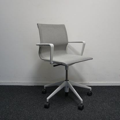 Vitra Physix Vergaderstoel | Bureaustoel | Licht Grijs