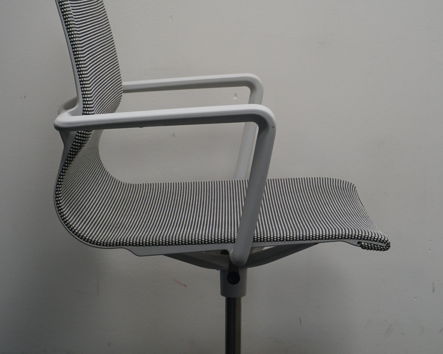 Vitra Physix Vergaderstoel | Bureaustoel | Licht Grijs