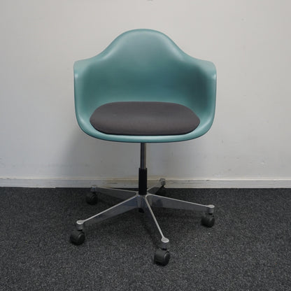 Vitra DAR Vergaderstoel | Zeegroen | Hoogte Verstelbaar