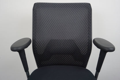 Vitra ID Mesh Bureaustoel | Zwart