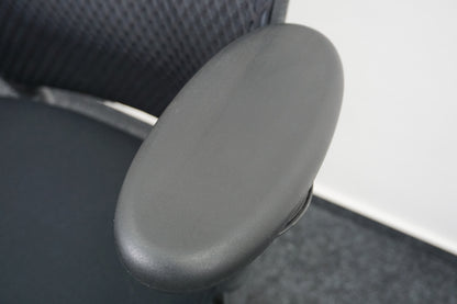 Vitra ID Mesh Bureaustoel | Zwart