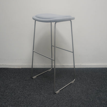 Cappellini Hi Pad Stool | Barkruk | Lichtgrijs | ZH 79 cm