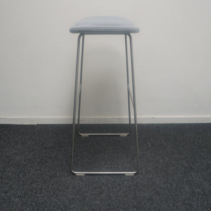 Cappellini Hi Pad Stool | Barkruk | Lichtgrijs | ZH 79 cm