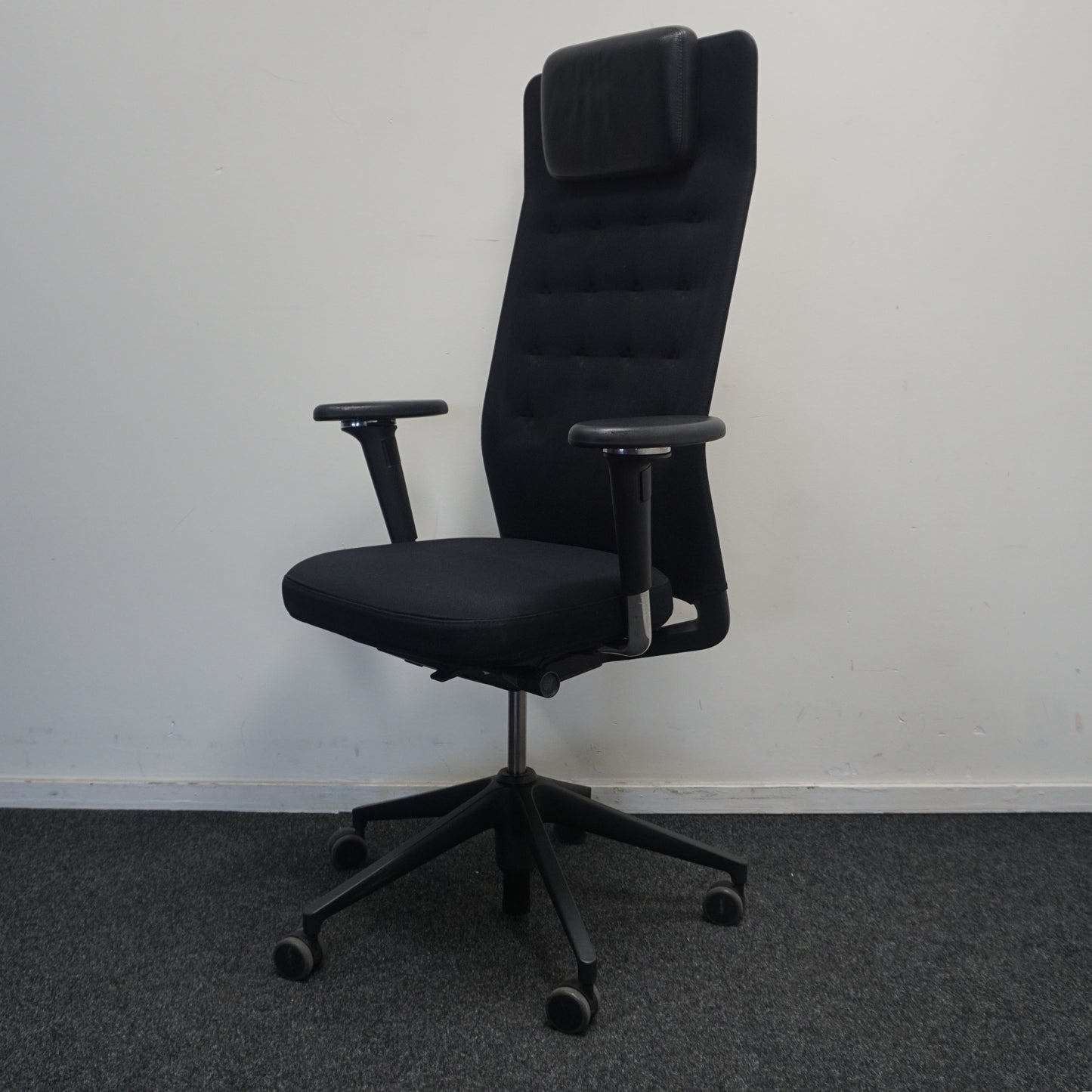 Vitra ID Trim L Bureaustoel | Zwart / Zwart