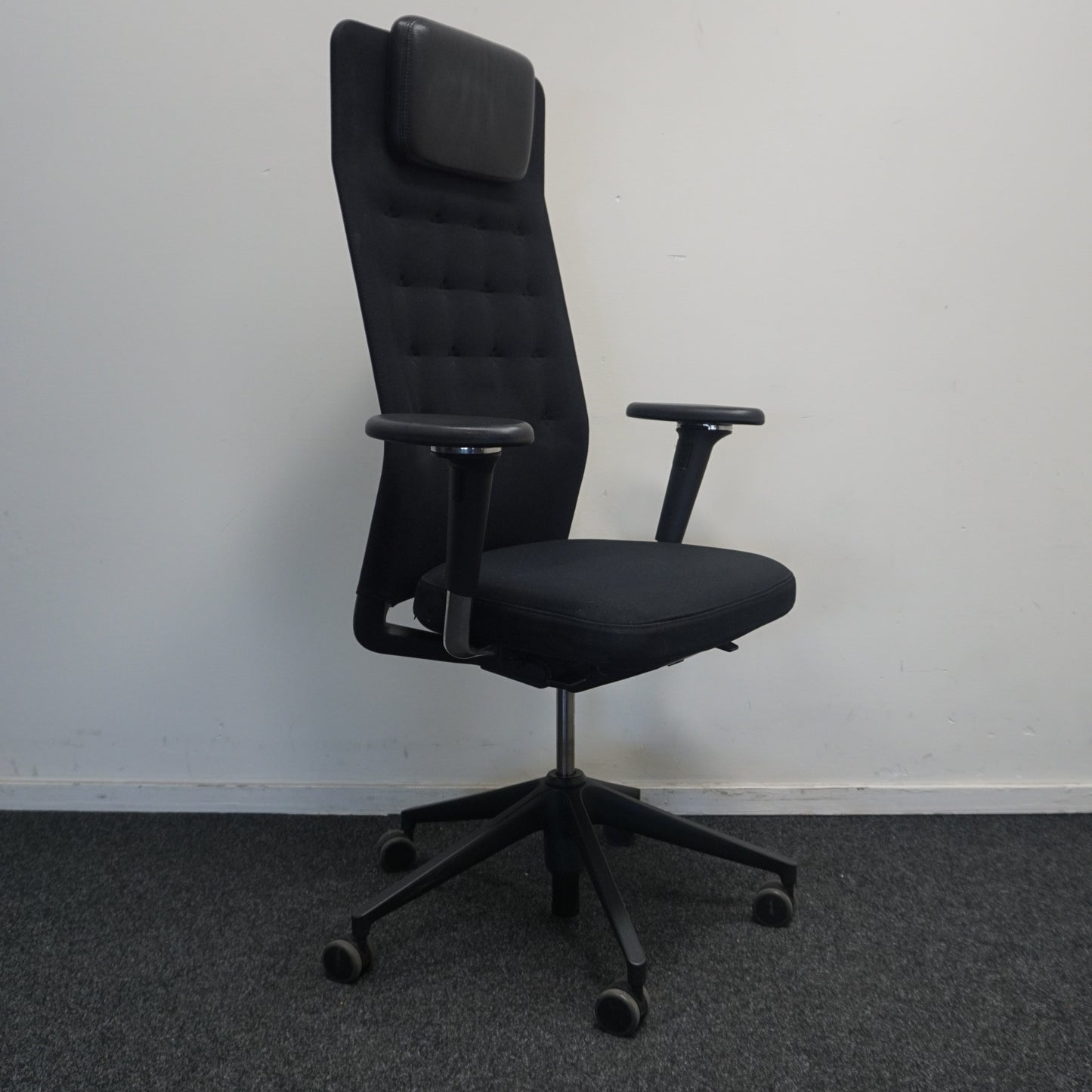 Vitra ID Trim L Bureaustoel | Zwart / Zwart