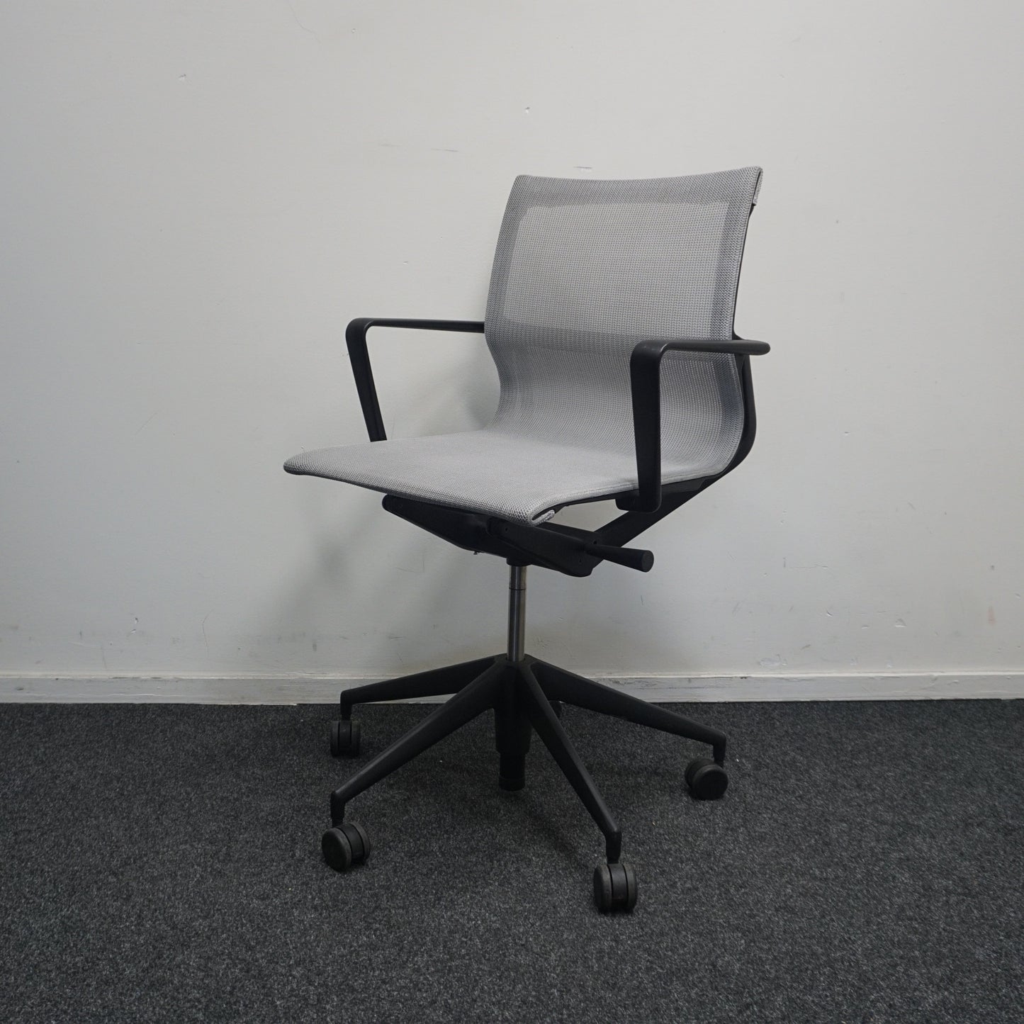 Vitra Physix Bureaustoel | Vergaderstoel | Grijs / Zwart