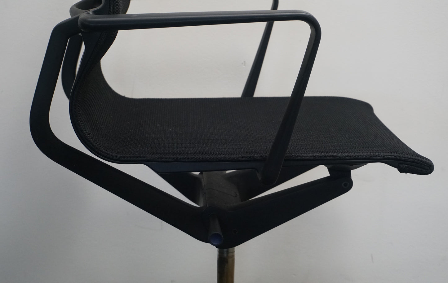 Vitra Physix Bureaustoel | Vergaderstoel | Zwart