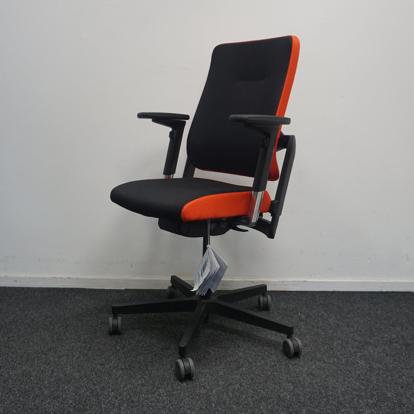 Nowy Styl Xilium Bureaustoel | Ergonomisch | Gestoffeerd