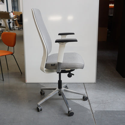 Lederra van Cas | Netweave | Wit / Chroom (Restpartij)