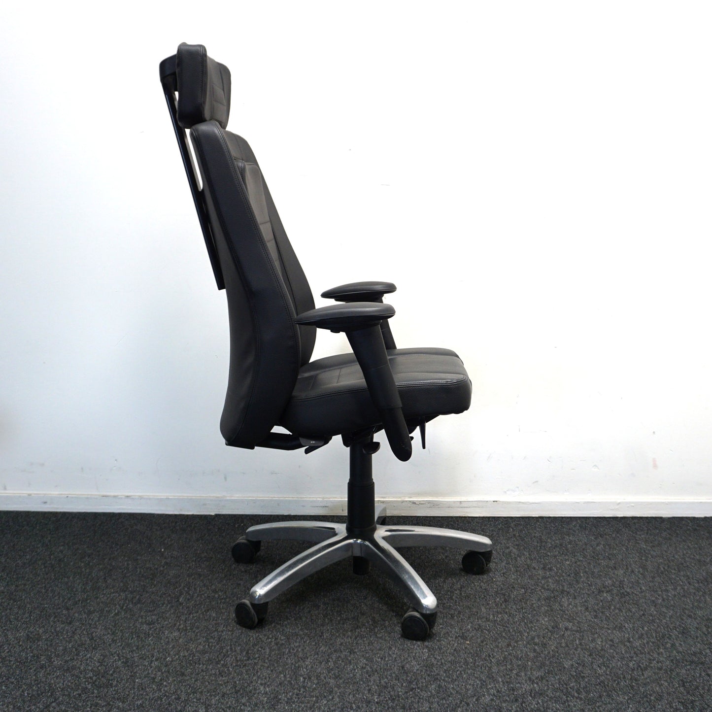 BMA Axia Focus Ergonomische Bureaustoel | Zwart leer