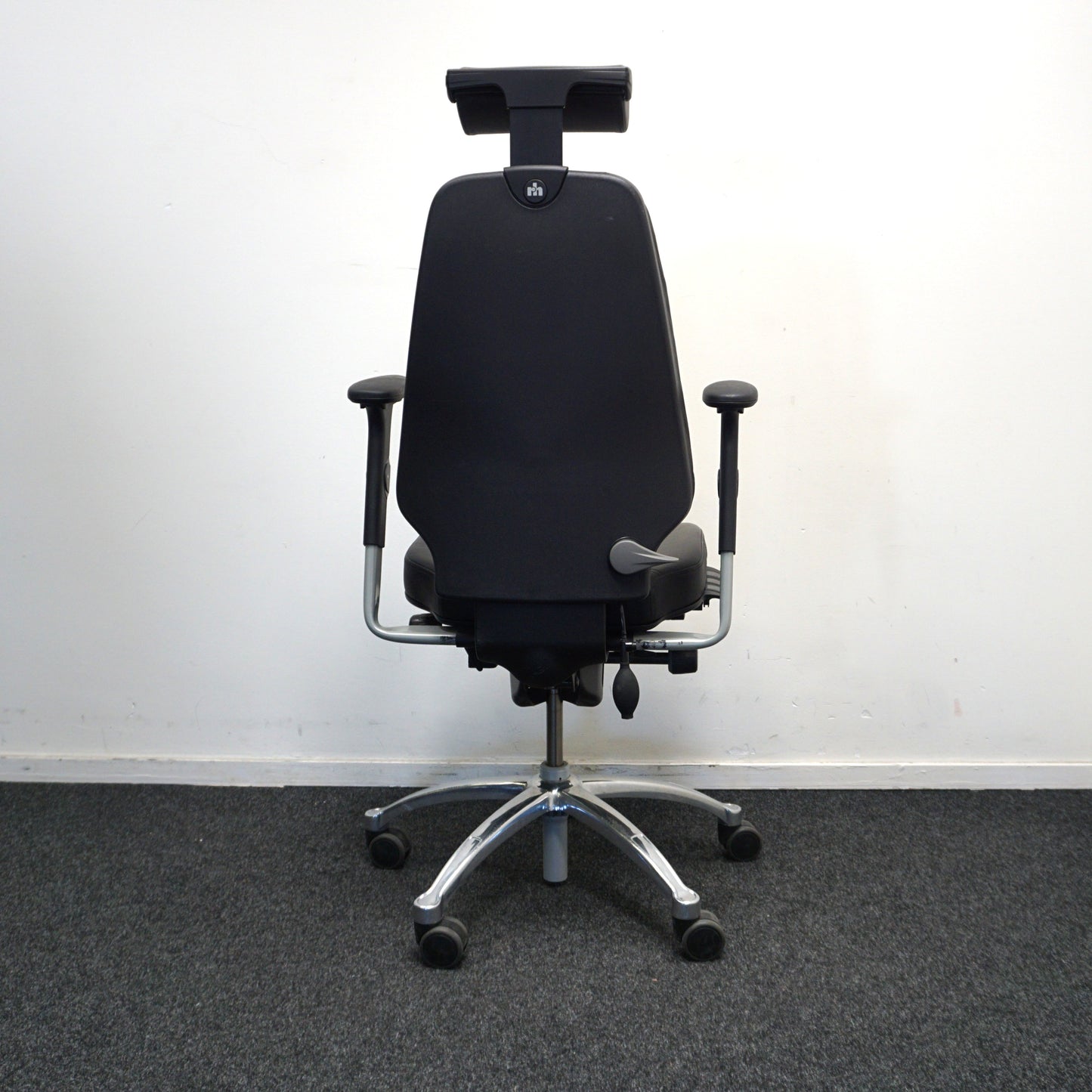 RH Logic 400 Bureaustoelen | Zwart Leer | Hoofdsteun