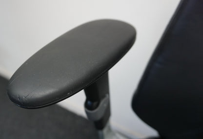 RH Logic 400 Bureaustoelen | Zwart Leer | Hoofdsteun