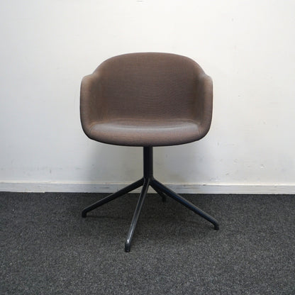 Muuto Fiber Vergaderstoelen | Bruin | Gemêleerd | Draaibaar