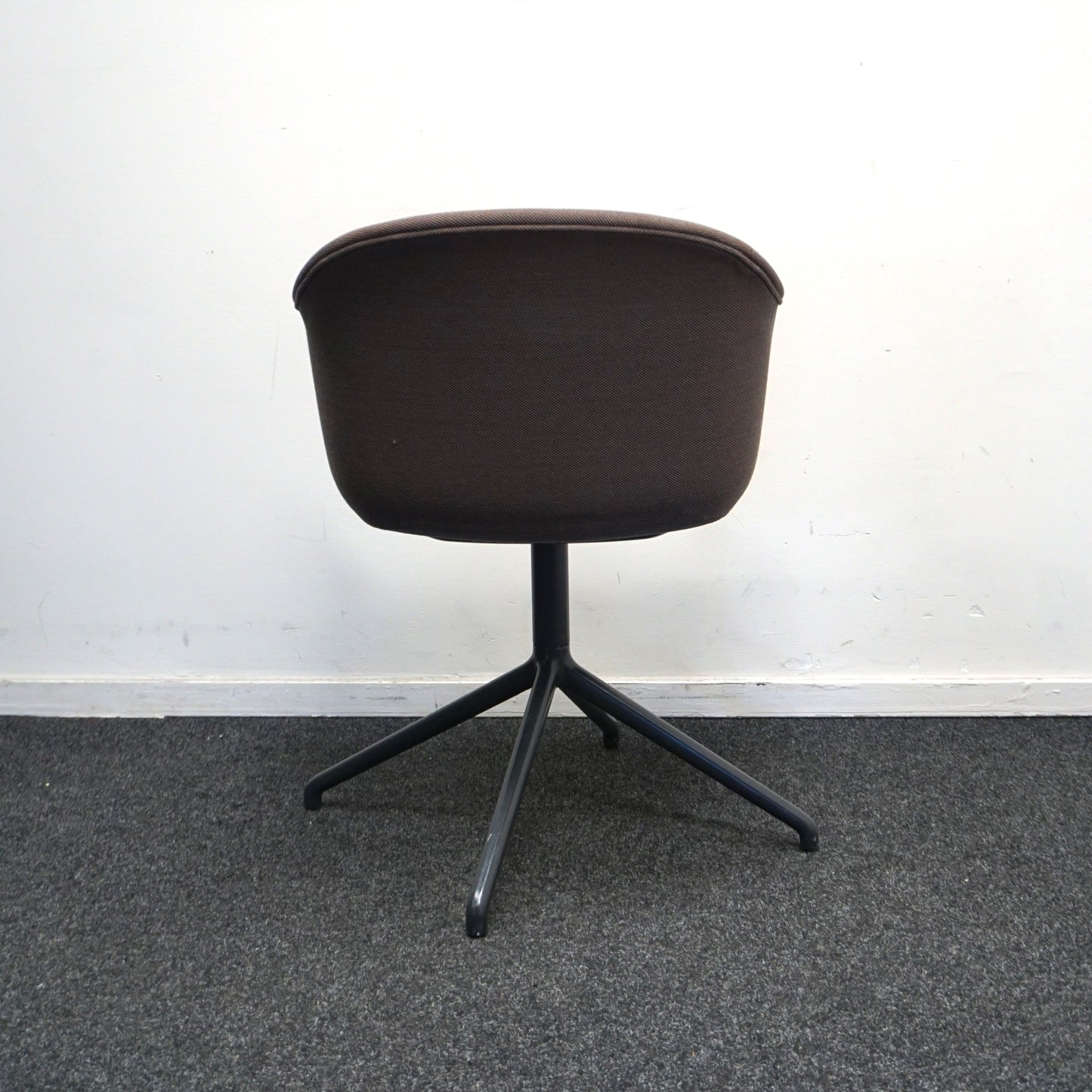 Muuto Fiber Vergaderstoelen | Bruin | Gemêleerd | Draaibaar