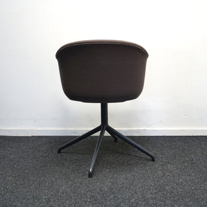 Muuto Fiber Vergaderstoelen | Bruin | Gemêleerd | Draaibaar