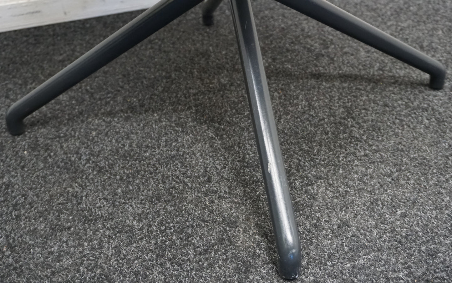 Muuto Fiber Vergaderstoelen | Bruin | Gemêleerd | Draaibaar