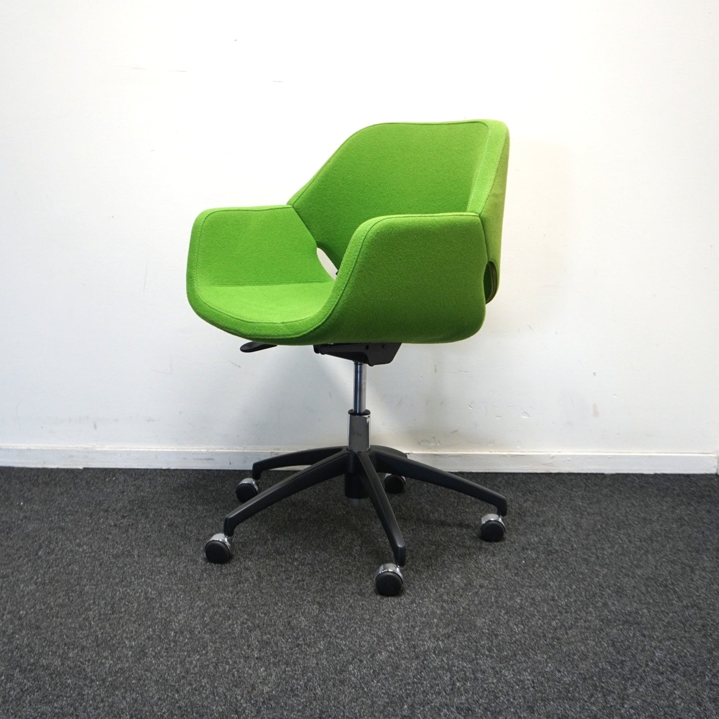 Artifort Gap Bureaustoelen | Vergaderstoelen | Groen | Verrijdbaar